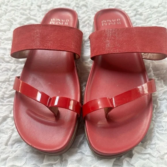 Donald J. Pliner Farris Wedge Sandal in Tomato Red Size 11 - Picture 3 of 12